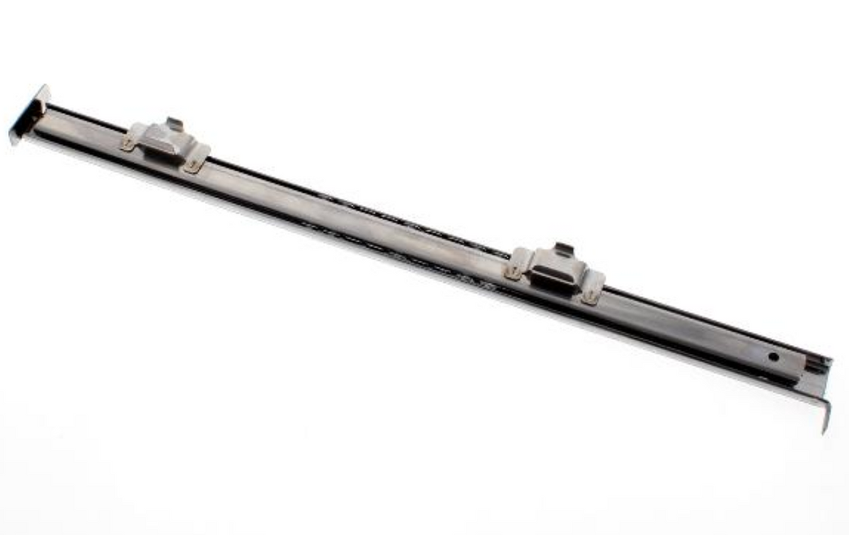 Bauknecht Backofenschiene links, Originalteil, passend für Bauknecht Backöfen, stabile Metallhalterung, sichtbare Befestigungsschrauben