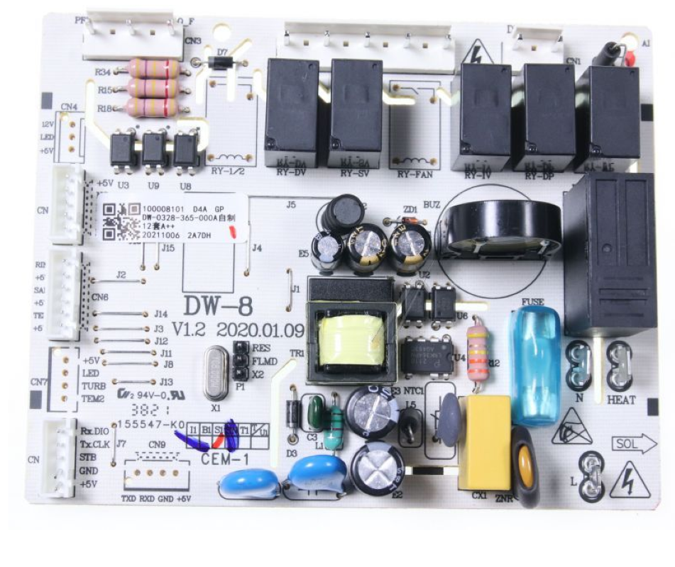 Gorenje Elektronik Kontrolleinheit 865579, elektronische Steuerung für Haushaltsgeräte, Nahaufnahme des Displays und Anschlüsse