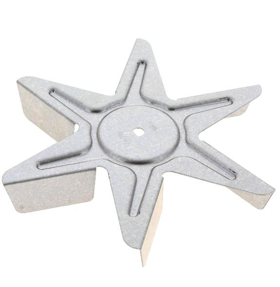 Whirlpool Indesit Turbinenrad 481010781712, sichtbar in der Maschine, aus robustem Material für effizienten Wasserfluss.