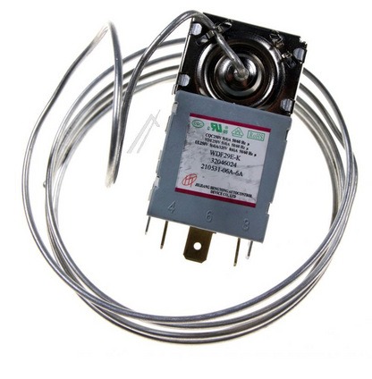 Vestel WDF29E-K Thermostat, Hängtong Modell, mit digitalem Display und Steuerknöpfen für Heizungssteuerung.
